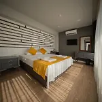 Hotel Neko