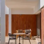 Neko Hotel