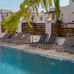 Hotel Neko *