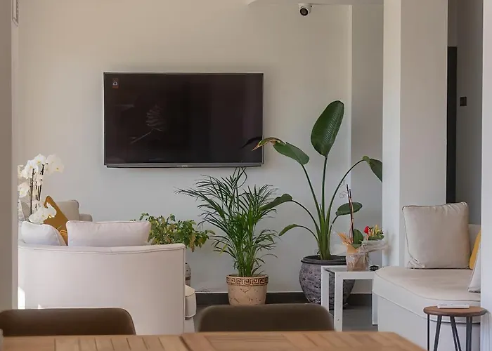 Neko Hotel